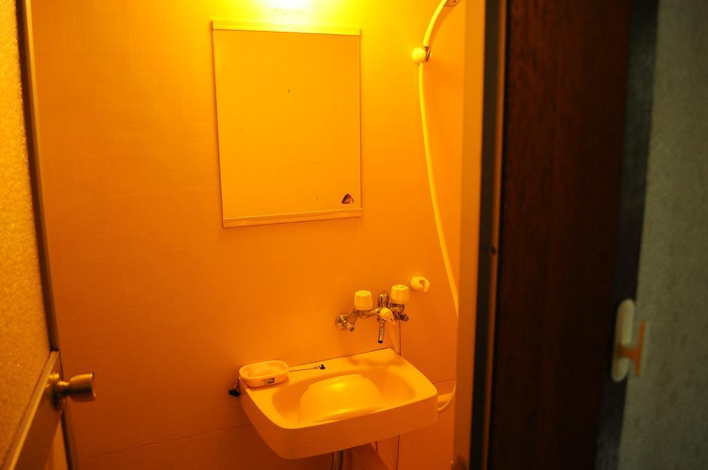 Petit Hotel Koizumi Toyako Exteriör bild
